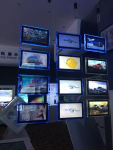 Boîte à lumière rectangulaire en cristal pour enseigne immobilière, fournisseur de Guangzhou - Product Image 5