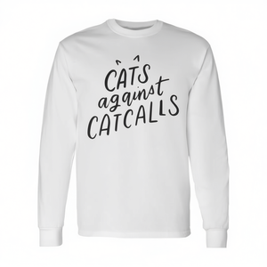 T-shirt a maniche lunghe in cotone unisex con scollo rotondo, ecologica, con stampa 'Cats Against Catcalls', per attivisti - Product Image 2