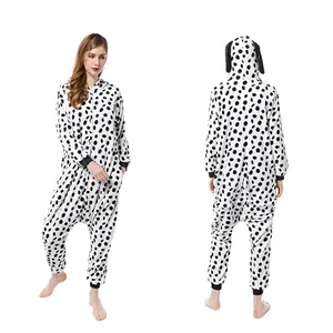 Pyjama une pièce dessin animé dalmatien flanelle fabricants d'automne et d'hiver pyjamas pyjamas en peluche vêtements de maison