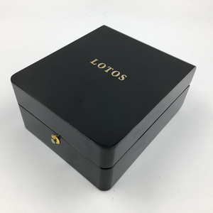 Custom Luxury Black Golden <strong>Lacquer</strong> Wooden Packaging <strong>Box</strong> <strong>Lacquer</strong> Paint Wood Packaging <strong>Box</strong> for Perfume Bottle EVA Velvet Insert - Product Image 4