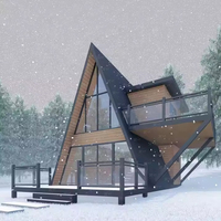 Maison préfabriquée A-Frame Villas triangulaires double couche avec balcon modulaire de luxe avec terrasses pour hôtels Maison préfabriquée