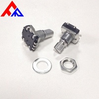 Encodeur Rotatif à Frein EC11 SMD 5 Broches avec Manivelle Métallique Diamètre 6mm, Axe Plat, Axe Cylindrique 18/20/30