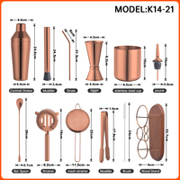 Création Service à Cocktail de Luxe de Haute Qualité Set Shaker en Or Rose Set à Cocktail en Acier Inoxydable avec Support en Bambou pour Mixologue