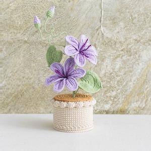 Adornos de flores simuladas personalizados, regalos de flores de aceite de tung tejidas, productos en maceta, ramos de flores en maceta hechos a mano con hilo de tejer. - Product Image 5