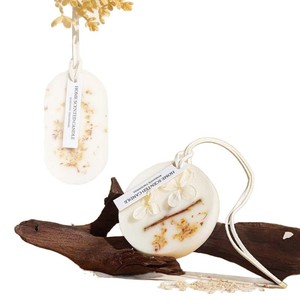 Flameless Alcohol Free Handcrafted Rectangle Aromatherapy Hanging Pendant Long Lasting Scent Niche Luxury Fragrance for Home - Product Image 2