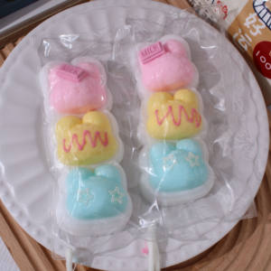 Trois Adorables Lapins Anti-Stress en Plastique Souple à Presser, Jouets Sensoriels Unisexe pour Filles, Récompenses de Fête, Cadeaux pour Enfants - Product Image 4