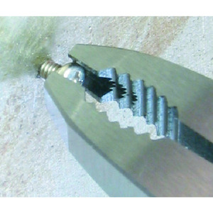 Petites pinces de démontage de vis de qualité industrielle, certifiées ESD-Safe et RoHS, à mâchoires biseautées, poignées TPR, pour composants électroniques, métriques - Product Image 4