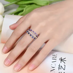 Anel de dedo 925 prata esterlina azul zircão, para mulheres é um presente elegante e deslizante de joia de pedra cz