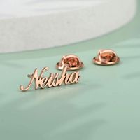YBcustom OEM/ODM broche personalizado alfabeto nombre broche Logo nombre Pin broche joyería personalizada regalo