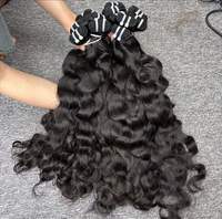 Lots de Cheveux Humains Bruts Brésiliens et Indiens Bouclés en Gros, Cheveux Birmans Bouclés avec Cuticules Alignées, Cheveux Cambodgiens Ondulés Naturels