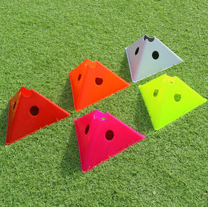 Vente en gros de cônes d'entraînement d'agilité robustes pour le sport et les enfants Marqueurs de terrain pour le basket-ball, les perceuses de football, durables et polyvalents - Product Image 3