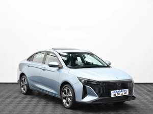 Hot Selling Livan S6 Pro 1.5T Petrol Sedan 5‑Door 5‑Seat Spacious Interior High Performance New Automobile Export - Product Image 1