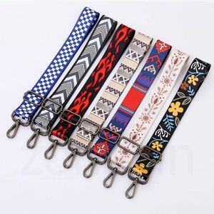 Tùy Chỉnh Thời Trang Hoa Mô Hình Mới Đến Thăng Hoa Chữ Thập Cơ Thể Thắt Lưng Túi Dài Dây Đeo Vai - Product Image 1