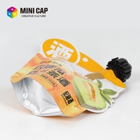 Fruitwijn-tuitzakje met speelgoedachtige mini-dop, voor koude & warme dranken