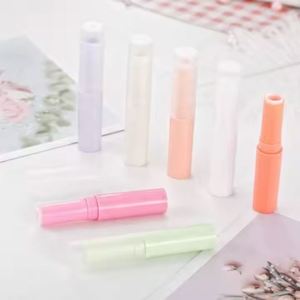 Vente en gros de tubes à lèvres vides en plastique de 4g, emballages personnalisés et colorés pour mini baumes à lèvres - Product Image 3