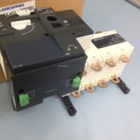 Interrupteur de transfert automatique à double alimentation SOCOMEC, modèle ATYSg, 4 pôles, 3 phases, capacité de coupure 6kA, usage industriel, 10A-3200A