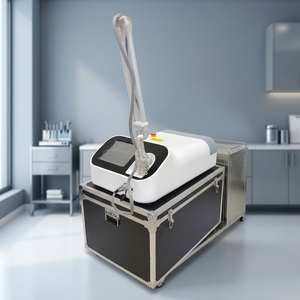 Machine à laser fractionné au CO2 pour l'élimination des cicatrices d'acné, le rajeunissement de la peau et le resserrement vaginal, laser fractionné au CO2 pour usage en salon, CE - Product Image 4