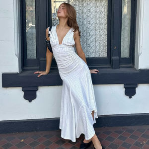 Vestido Maxi de Mujer con Estampado Floral de Puntos Franceses, Cuello en V, Silueta Sirena, Dobladillo Regular, Largo hasta el Suelo, Cintura Natural Dulce - Product Image 1