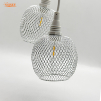 Abat-jour en fer E12, lampe suspendue d'extérieur LED IP65 3500K blanc chaud 8M