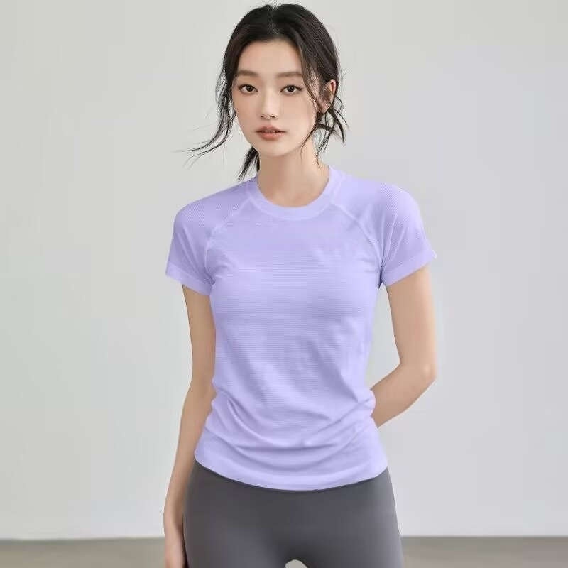 Women's Quick-Drying Breathable Sports T-Shirt & Yoga Training Tights Slimming Look for Running & Yoga
