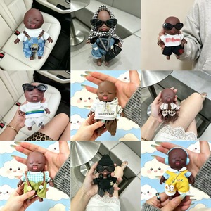 Muñeca Bebé Reborn de Piel Negra, Mini Muñeca Realista de Silicona con Ropa Extraíble para Coleccionistas y Niños - Product Image 4