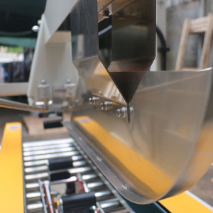 Gurki <span class=keywords><strong>carton</strong></span> niêm phong giá phim hoạt hình máy đóng gói CE trường hợp đóng gói <span class=keywords><strong>carton</strong></span> đóng gói hộp niêm phong máy đóng gói - Product Image 2