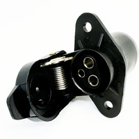Connecteur de remorque de prise de remorquage de prise de 12v 3 broches pour le remplacement automatique de pièces de tracteur de camion de machines agricoles