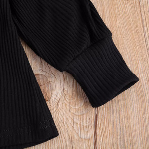 ชุดเสื้อแขนยาวสีดำแฟชั่นเด็กผู้หญิงสำหรับฤดูใบไม้ร่วง + ชุดกระโปรงลายสก็อต สำหรับเด็กอายุ 2-7 ปี ขายส่ง - Product Image 4