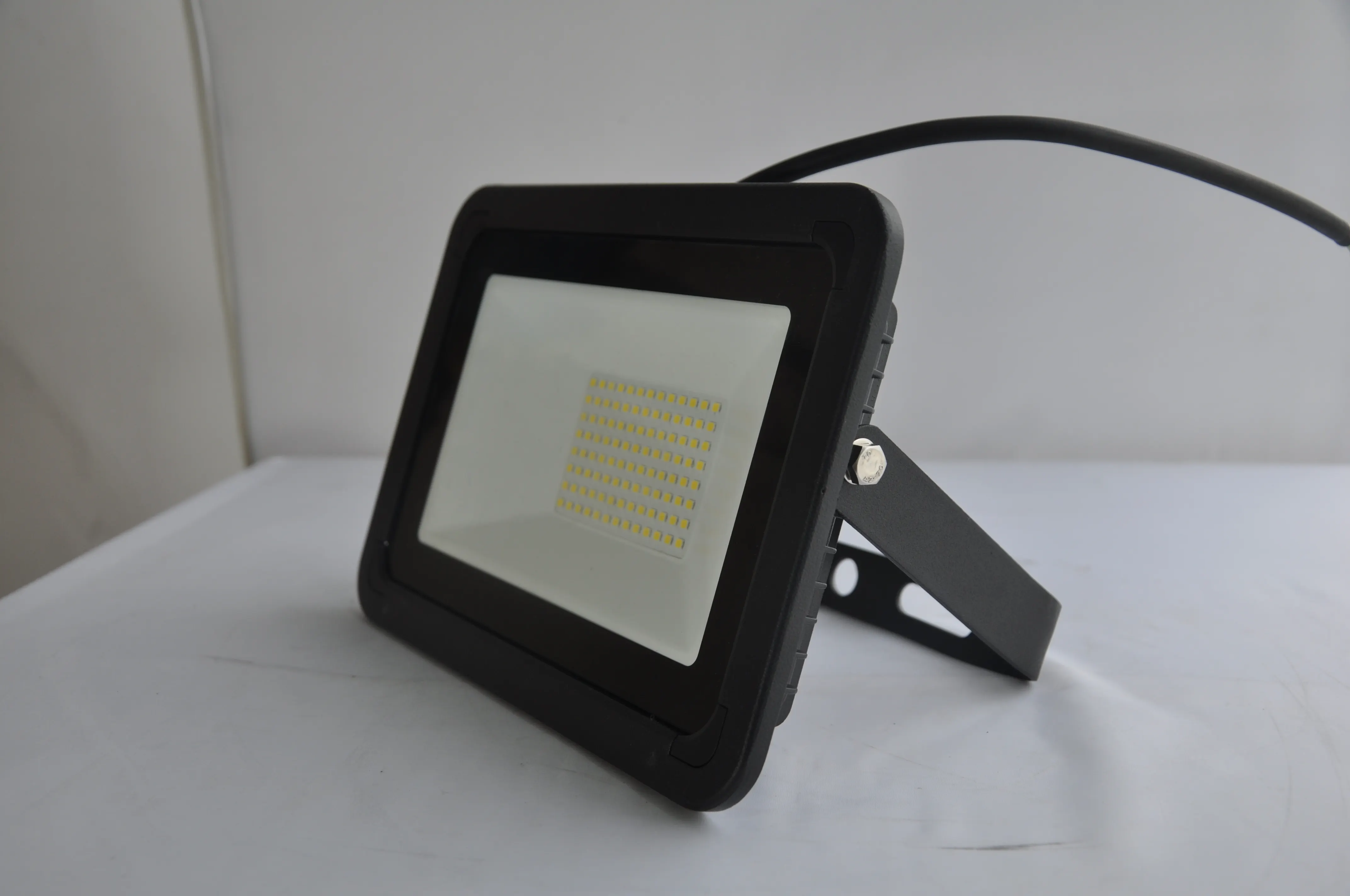 Banqcn RGB LED FLOOD LIGHT 10W 20W 30W 50W 100W 150W 200W không thấm nước IP65 ngoài trời đèn cao lumen tìm kiếm ánh sáng