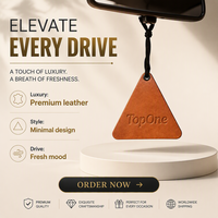 Diffuseur d'air en cuir haut de gamme pour voiture avec logo personnalisé pour promotion en concessionnaire 4S, parfum d'intérieur en cuir à suspendre, vente en gros