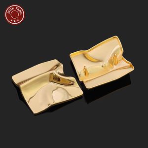 Botones Metálicos de Formas Irregulares de Button Factory, Botones con Vástago y Logotipo Grabado Personalizado, Botón de Zamak para Accesorios de Ropa - Product Image 5