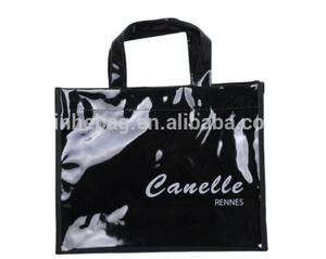 Nero lucido Vinile PVC tote Bags - Product Image 1
