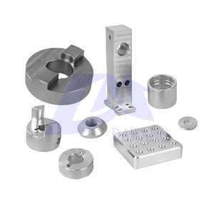 Placa Fría Líquida de Aluminio CNC OEM para Centros de Datos con Aletas Ranuradas, Cotización el Mismo Día - Product Image 1