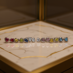 Orecchini a cuore in argento 925 con montatura a castone in cristallo e strass per donna, carini da indossare tutti i giorni, colore blu - Product Image 2