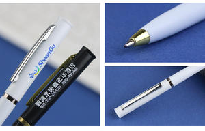 अनुकूलित लोगो 1.0 मिमी ब्लैक प्लास्टिक ट्विस्ट बॉलपॉइंट पेन उपन्यास पंख निकाय प्रचार बैनर लेखन के लिए - Product Image 5