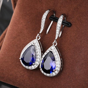 Boucles d'oreilles pendantes E2264 en pierre précieuse bleue, taille poire, sertissage clos, bijoux de mode classiques pour femme, en alliage, forme goutte d'eau - Product Image 4
