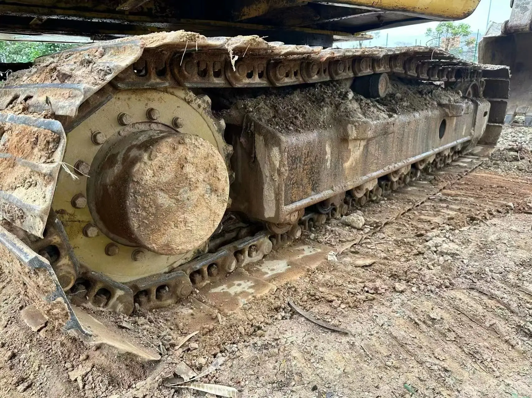 PC130-7 KOMATSU d'occasion bon marché nouvelle chaîne en bon état pelle sur chenilles pelle d'occasion à vendre