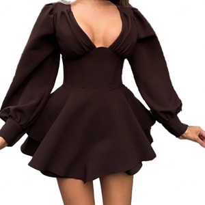 Vestidos Mini de Otoño para Mujer al por Mayor, Personalizados, Elegantes, con Cuello en V, Manga Larga, Cintura Plisada y Efecto Adelgazante - Product Image 4