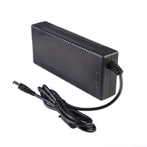 Tensão constante Universal Switching Power Supply 25.2V 4A Carregador de bateria para E-Bike Scooter