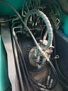 รถขุดตีนตะขาบ Kobelco SK200 มือสอง สภาพดี สำหรับส่งออก - Product Image 3