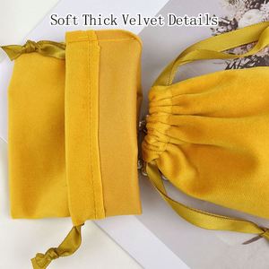 Pochette en velours jaune avec cordon de serrage, sac cadeau en flanelle douce pour bijoux, logo et taille personnalisés acceptés pour l'emballage de bijoux et de montres - Product Image 5