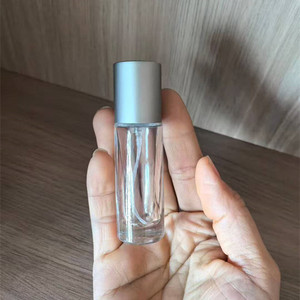 Se Acepta Personalización, Tapa Plateada, Botella de Perfume de Vidrio de 10 ml con Cierre a Presión, Cilindro Redondo, Botella de Perfume Vacía de 15 ml con Etiqueta Adhesiva - Product Image 1