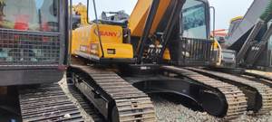 Excavadora hidráulica sobre orugas Sany SY235 usada para ingeniería de construcción Características Motor central Caja de cambios Cojinete de bomba de engranajes - Product Image 4