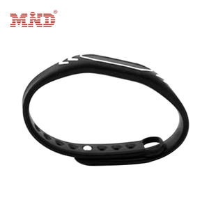 <span class=keywords><strong>NDEF</strong></span> ISO14443A 유형 2 <span class=keywords><strong>Nfc</strong></span> 지불 주문 실리콘 소맷동 팔찌 - Product Image 3