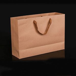 Bolsa de Papel Kraft Marrón con Asas Anchas, Personalizable, Ecológica, Hecha con Materiales Reciclados - Product Image 6
