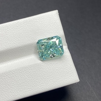 Оптовые камни HQ GEMS: Муассанит «Ледяной синий» (оттенок Light Sea Blue), размеры от 5x7 мм до 10x12 мм, огранка «Радиант», выращенные в лаборатории, россыпью