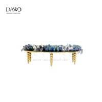 Table ovale haut de gamme pour réception de mariage, support en perles dorées, surface en verre noir pour la décoration de mariage