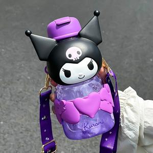 Bouteille d'eau Hello Kitty rose avec sangle portable pour enfants et filles Printemps 2024 - Product Image 5