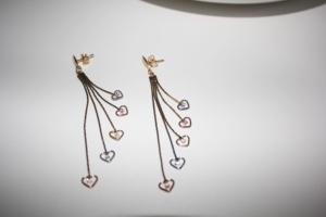 Pendientes <span class=keywords><strong>de</strong></span> Borla Bohemia BMZ 2025 con Baño PVD en 3 Colores Mezclados, 6*1CM, Venta al por Mayor, Pendientes Largos Coloridos - Product Image 6
