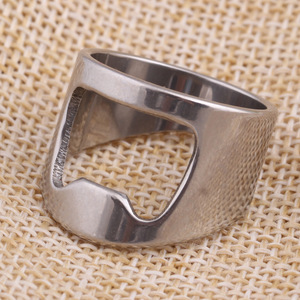 Anillo abridor de botellas de acero de titanio, 1,75 cm, forma geométrica, joyería unisex, ropa informal - Product Image 3